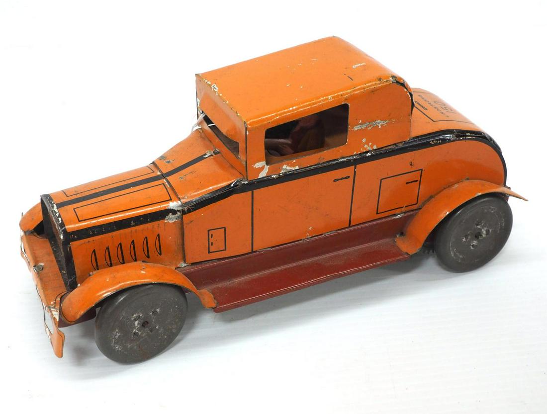Lindstroms Tin Coupe wind-up (1 of 3)