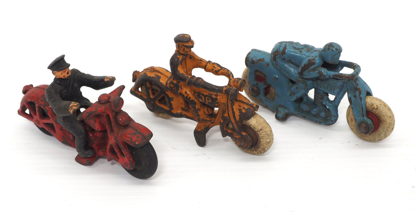 (3) Cast iron motorcycles (1 of 2)