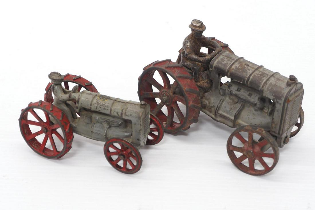 (2) Arcade cast iron Fordson Tractors (1 of 3)