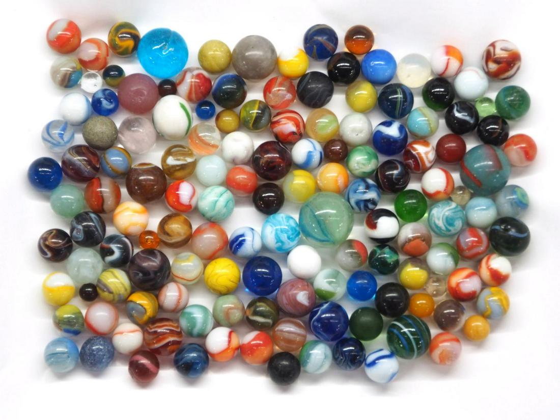 (130) Collectable marbles of various sizes (1 of 5)