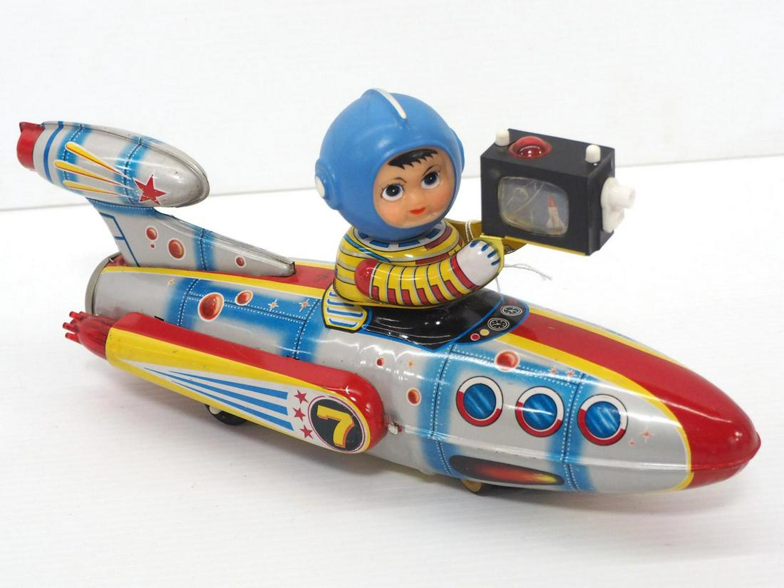 Battery-operated Space Ship # 7: battery-operated Space Ship # 7 with Camera Man, 14"L -Excellent, works