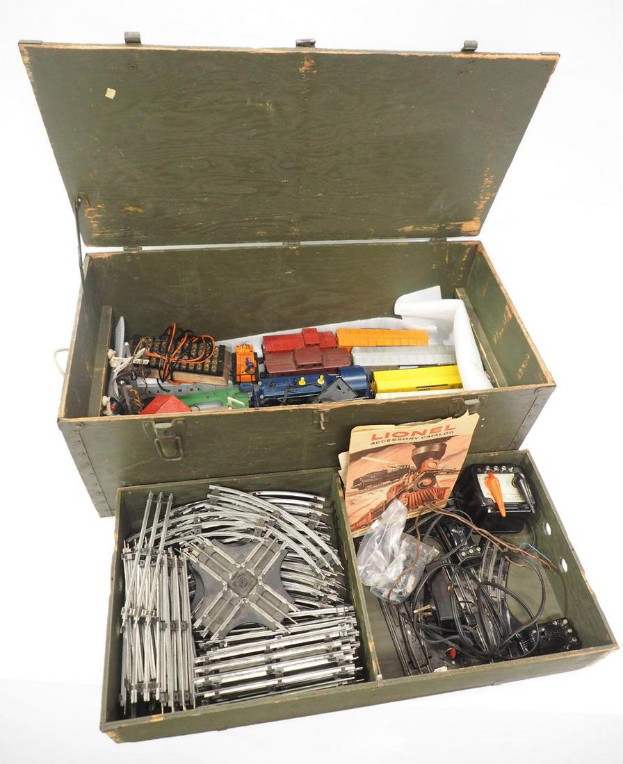 Lionel Train Set (1 of 9)