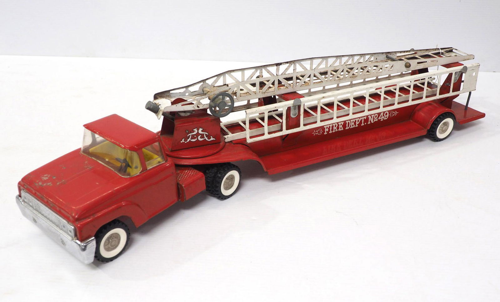 Structo fire ladder truck (1 of 6)