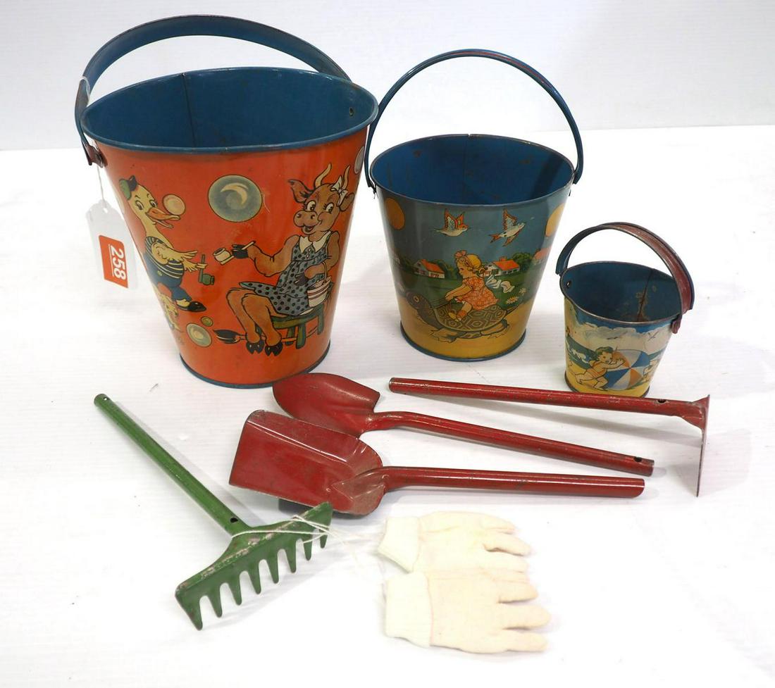 (3) Different sizes of tin sand pails with metal tools (1 of 4)