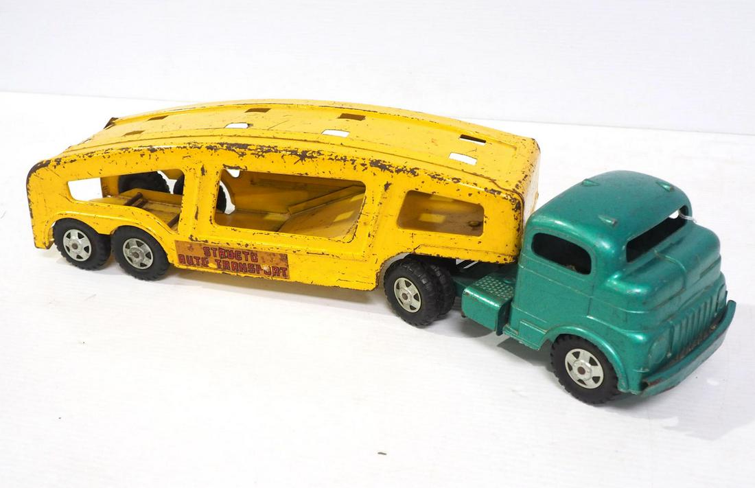 Structo Auto Transport, 22"L (1 of 3)