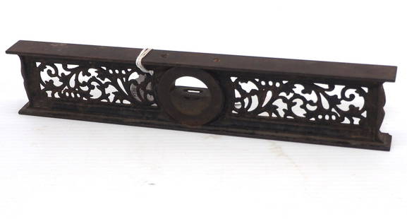 12" Davis Level & Tool Co. Level & Inclinometer: 12" Davis Level & Tool Co. cast iron Level & Inclinometer with Sept. 17, 1867 patent -Vial intact, some rust