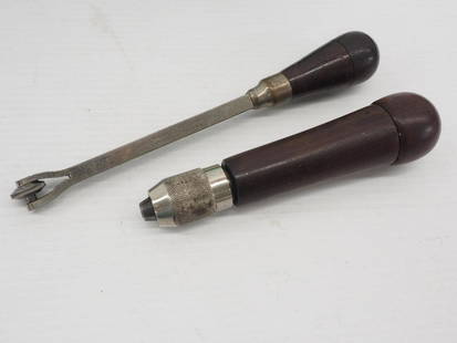(2) Wood handled tools: (2) Wood handled tools in display cases: Goodell-Pratt Co. No.95 Hand Knurling Tool / Stanley No.300 Rosewood Tool Handle