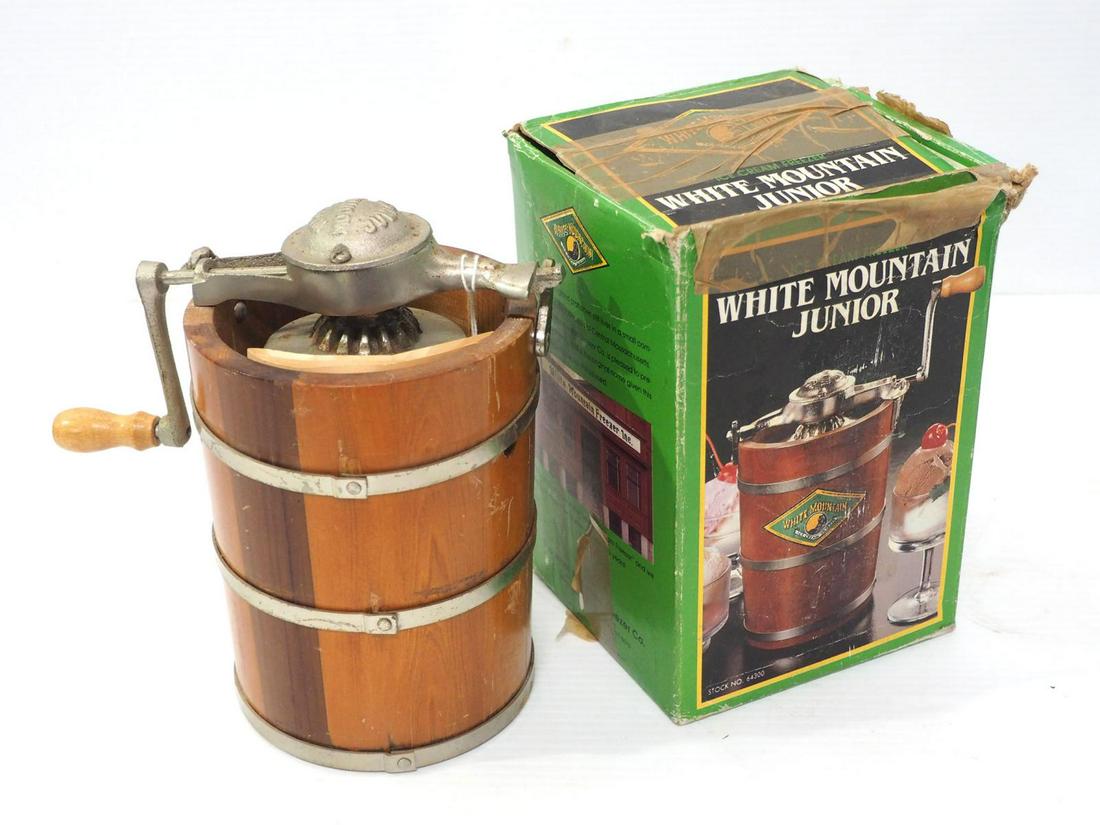 White Mountain Jr ice cream freezer: White Mountain Jr ice cream freezer with paperwork and rough box