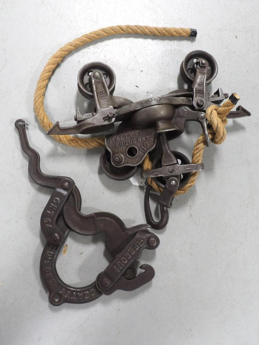 Beatty rod hay carrier with drop pulley & gate (1 of 3)