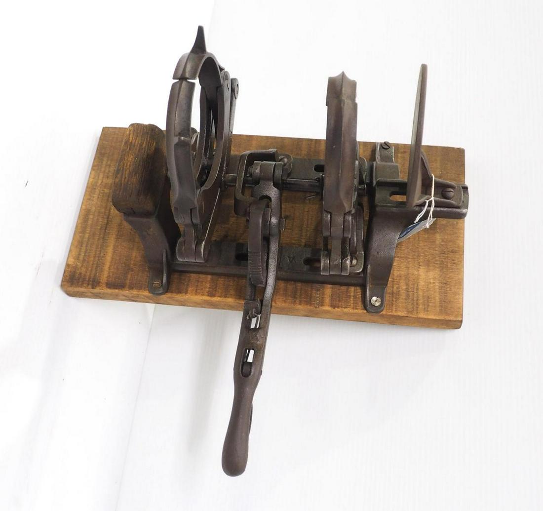 The Handy asparagus buncher: The Handy asparagus buncher, mfg. by Wyckoff Bros. of Hightstown, NJ