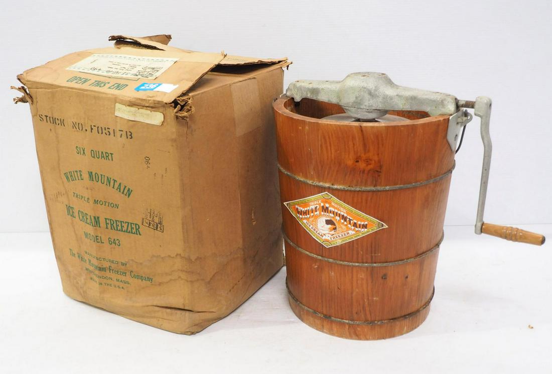 NOS White Mountain ice cream freezer (0236) on Dec 16, 2022 Chupp