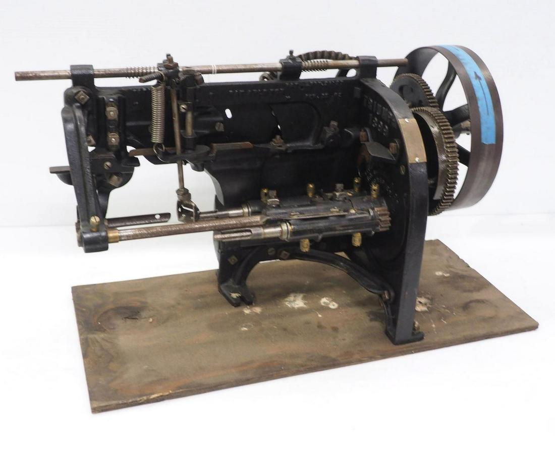 Triumph commercial apple peeler (1 of 7)