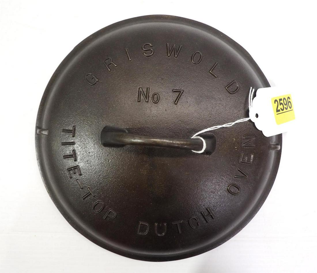 Griswold No.7 Tite-Top Dutch Oven lid: Griswold No.7 cast iron Tite-Top Dutch Oven lid with large block logo