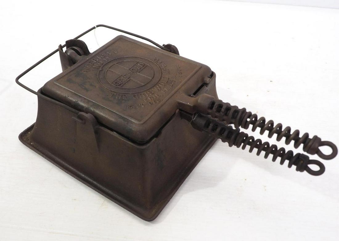Griswold No.11 square waffle iron (1 of 6)