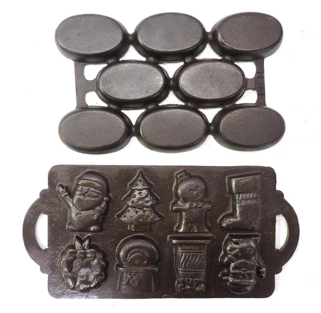 Griswold No.5 Pan & Christmas mold (1 of 2)