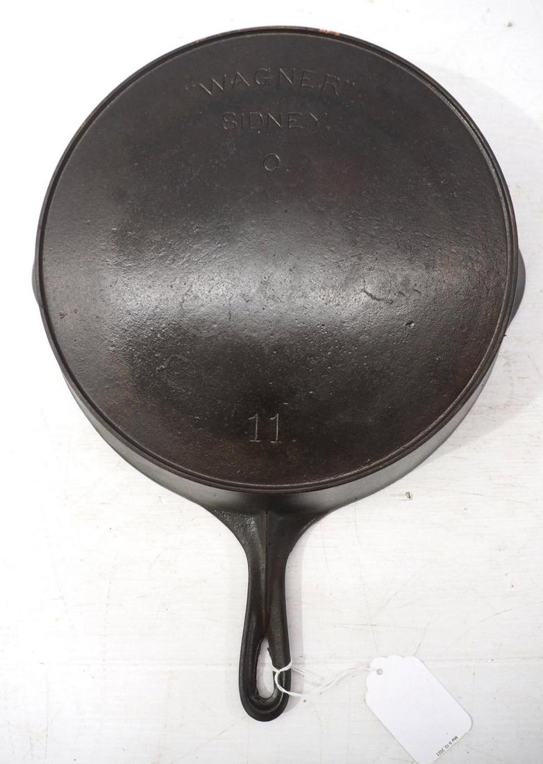 Wagner cast iron No.11 Skillet: Wagner cast iron No.11 Skillet with heat ring