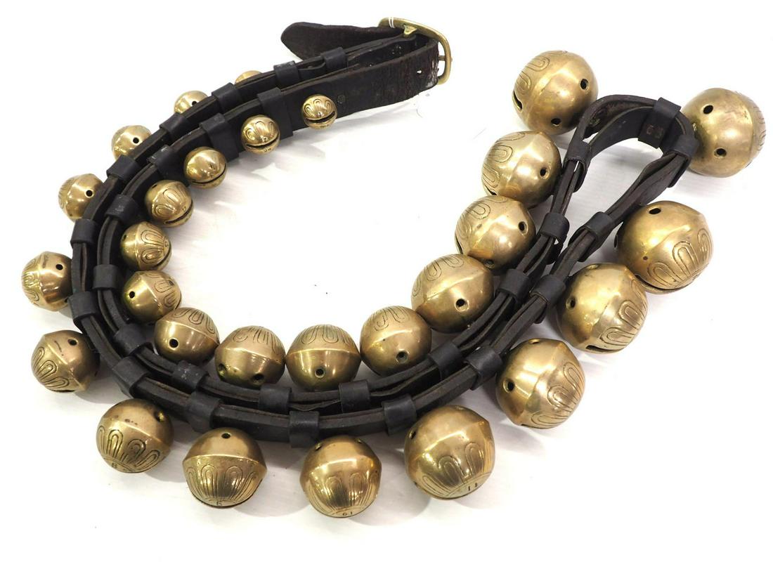 Strap of 29 brass sleigh bells up to size 15 (1 of 4)