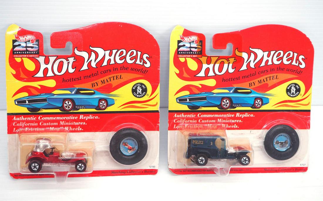 (2) Hot Wheels Cars (1 of 2)