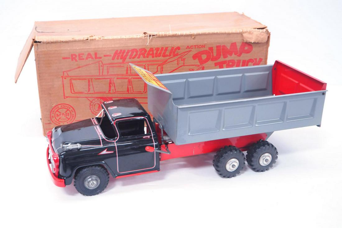 Lumar Hydraulic dump Truck (1 of 6)