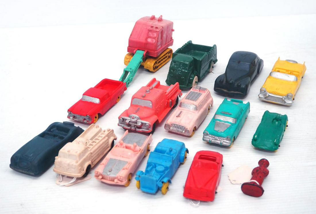 (15) Misc. Auburn Rubber Toys (1 of 5)