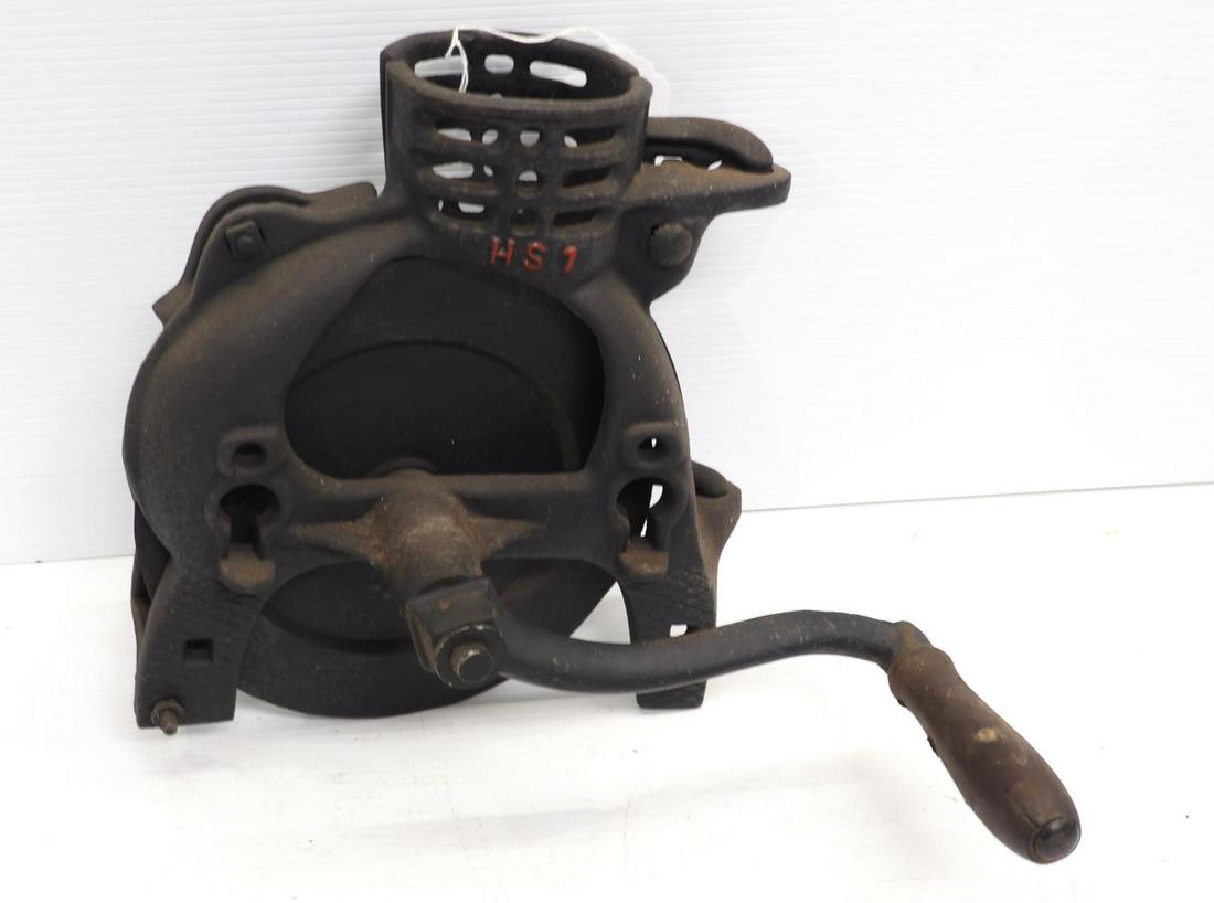 Box-type corn sheller with HS1 & HS2 markings (1 of 2)