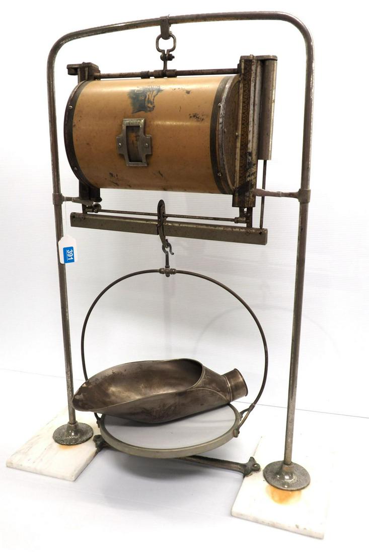 Hanging country store scales (1 of 6)