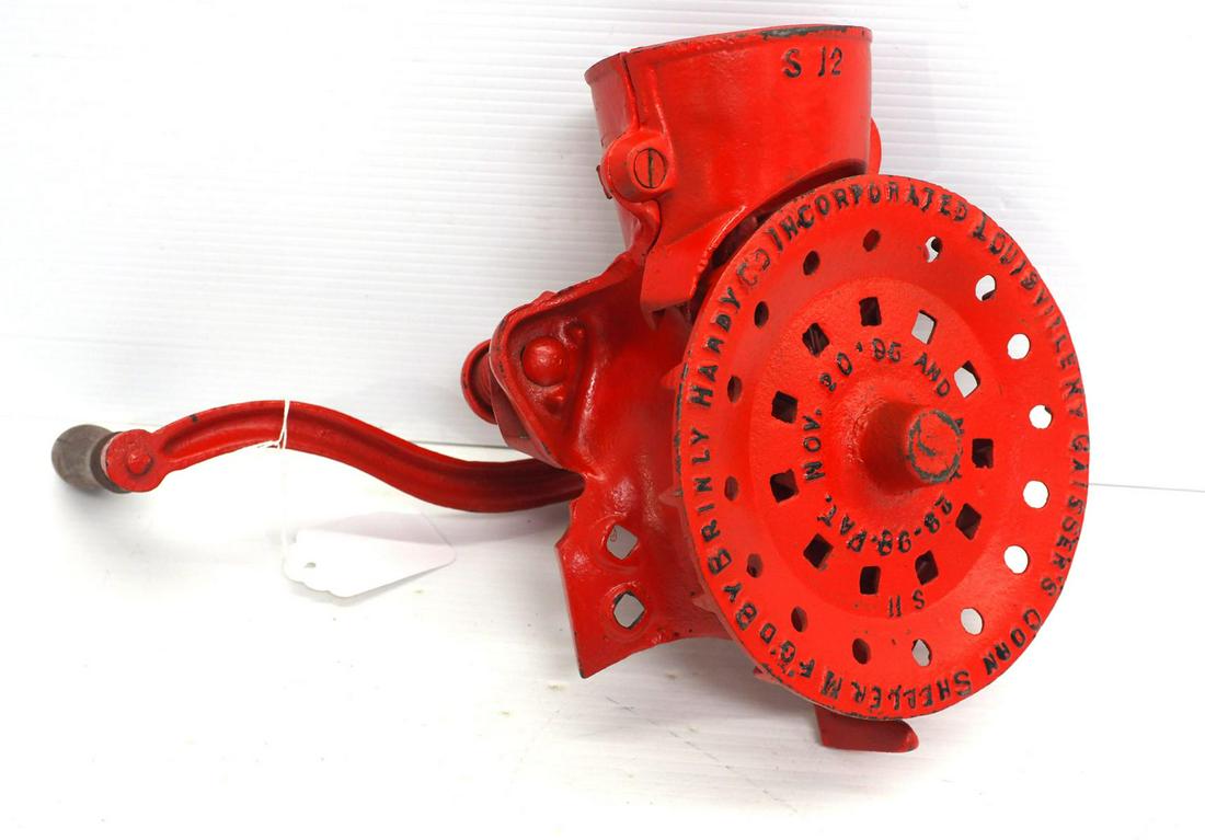 Brinley Hardy box-type Red Chief popcorn sheller: Brinley Hardy box-type hand-crank Red Chief popcorn sheller