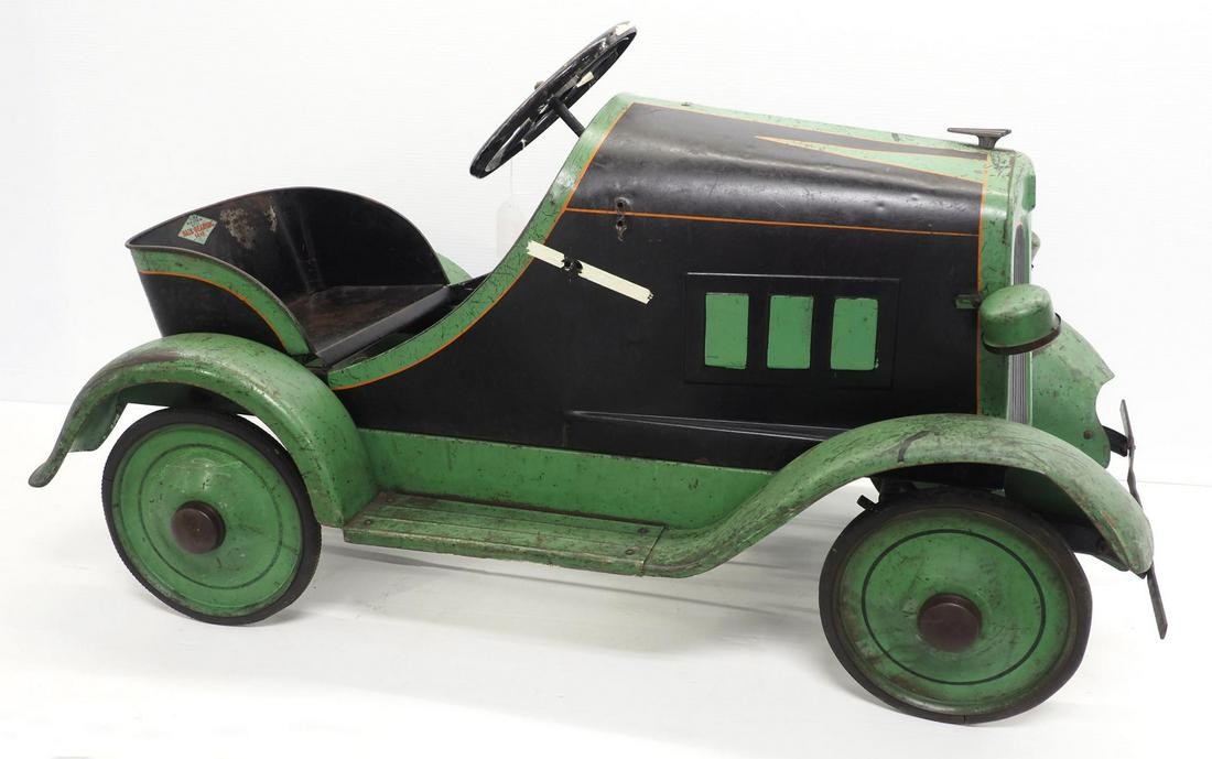 A&w pedal outlet car