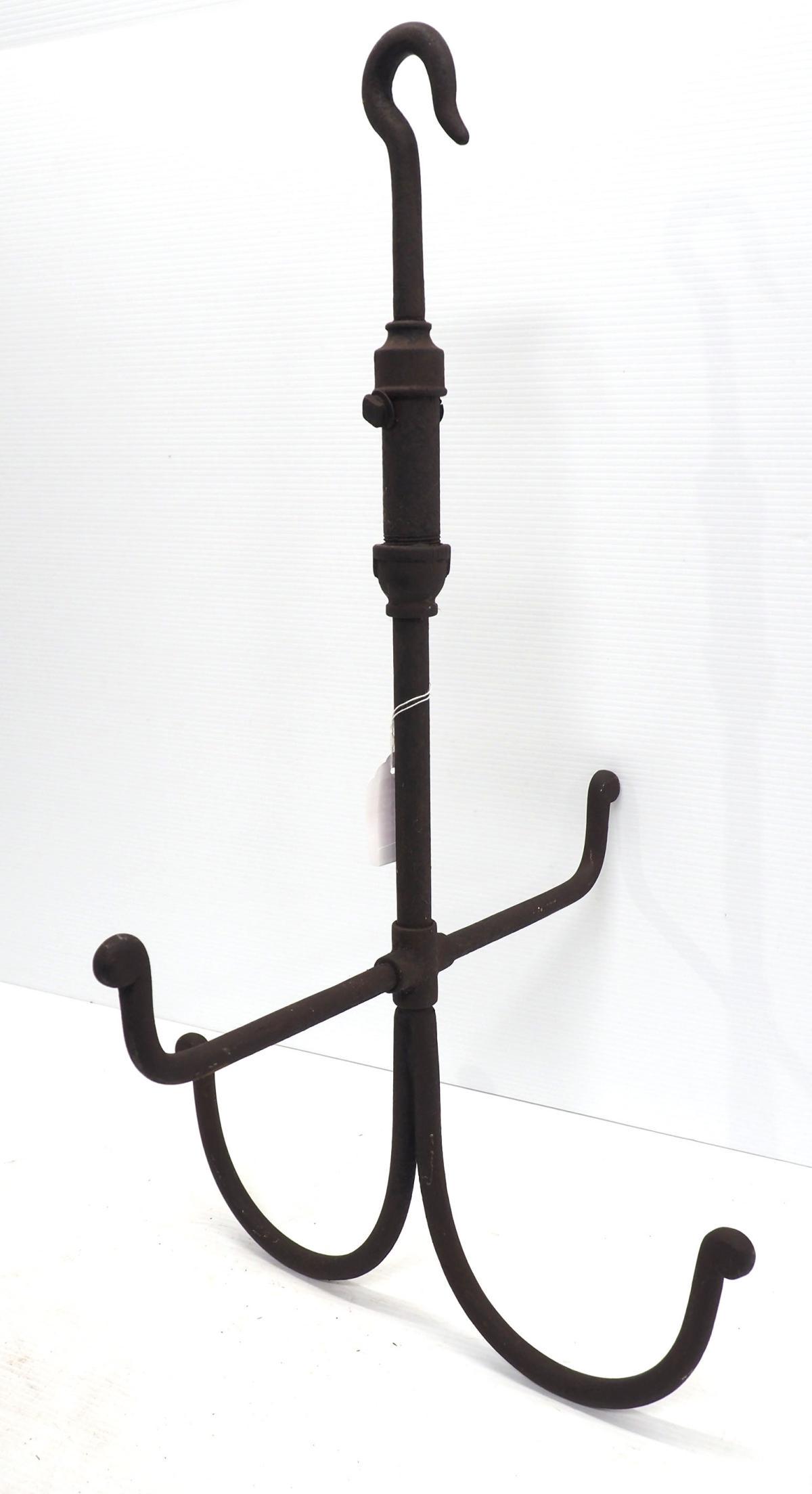 Cast iron hanging harness rack (1 of 2)