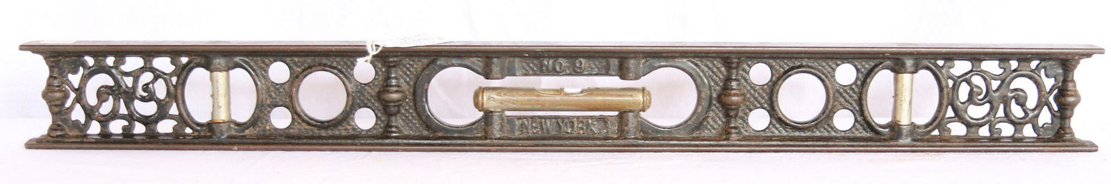 .W. Robinson #9 Plumb & Level (1 of 4)