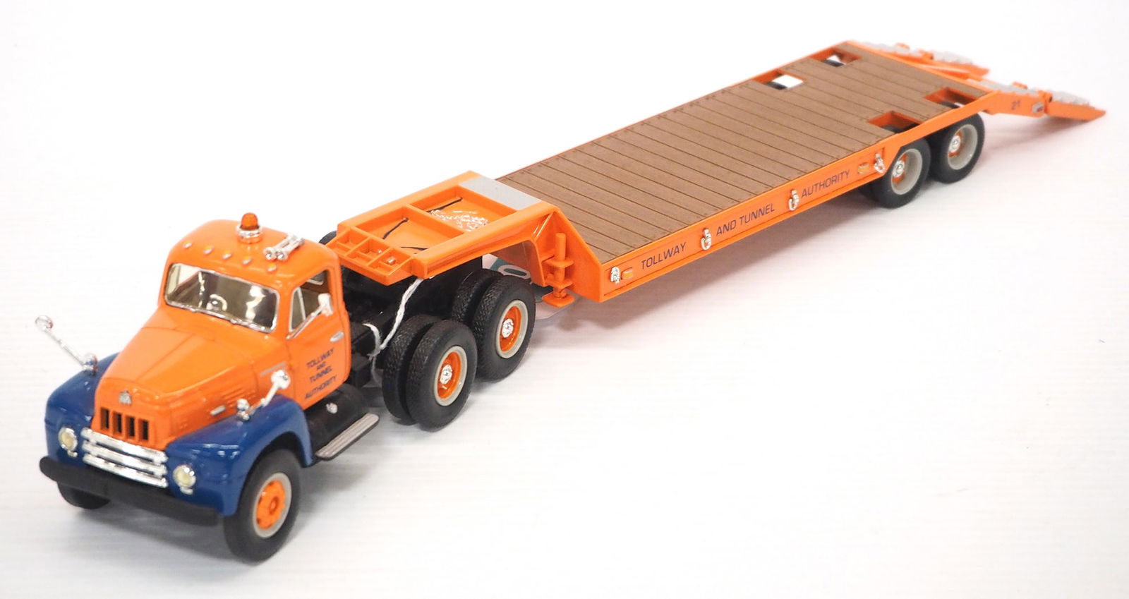 First Gear Tollway Truck and Beavertail Trailer: First Gear Truck & Beavertail Trailer, Tollway and Tunnel Authority