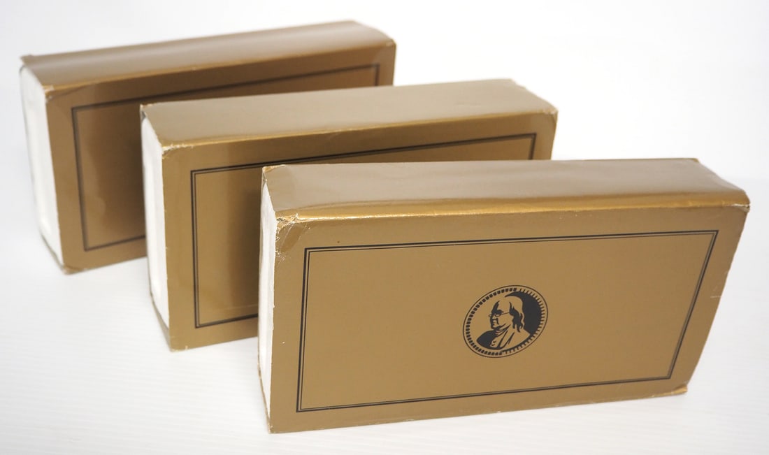 (3) Franklin Mint John Deere Pocket Knives (1 of 3)