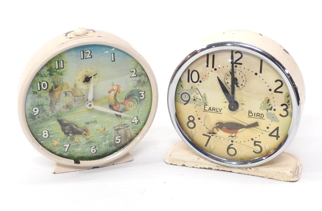 (2) Alarm clocks with bird graphics (1 of 2)