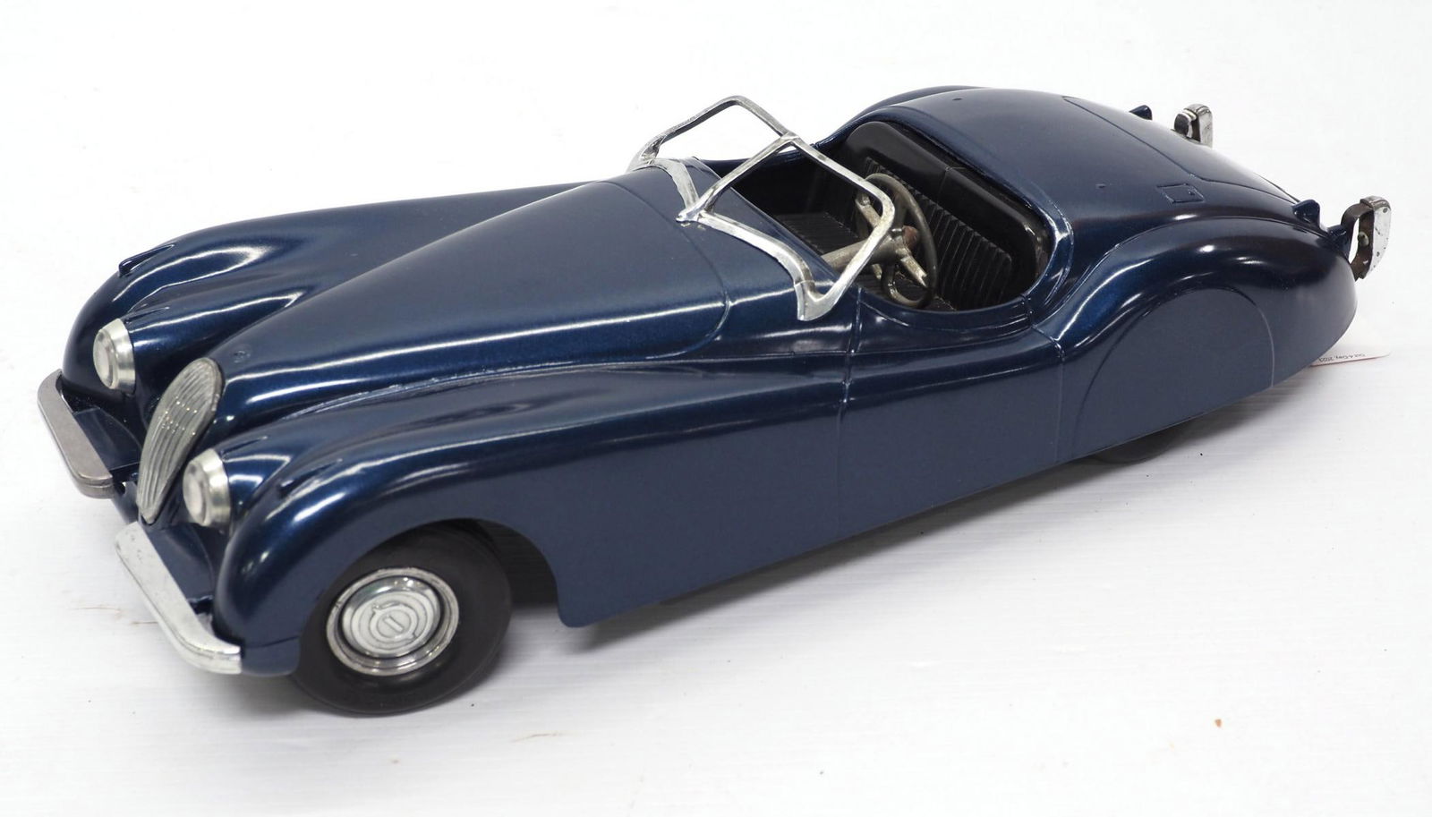 Convertible Car by Model Toys (1 of 3)