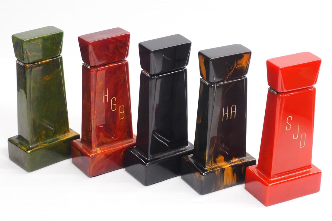 (5) Bakelite Ellis Skyscraper Touch Tip lighters (1 of 3)