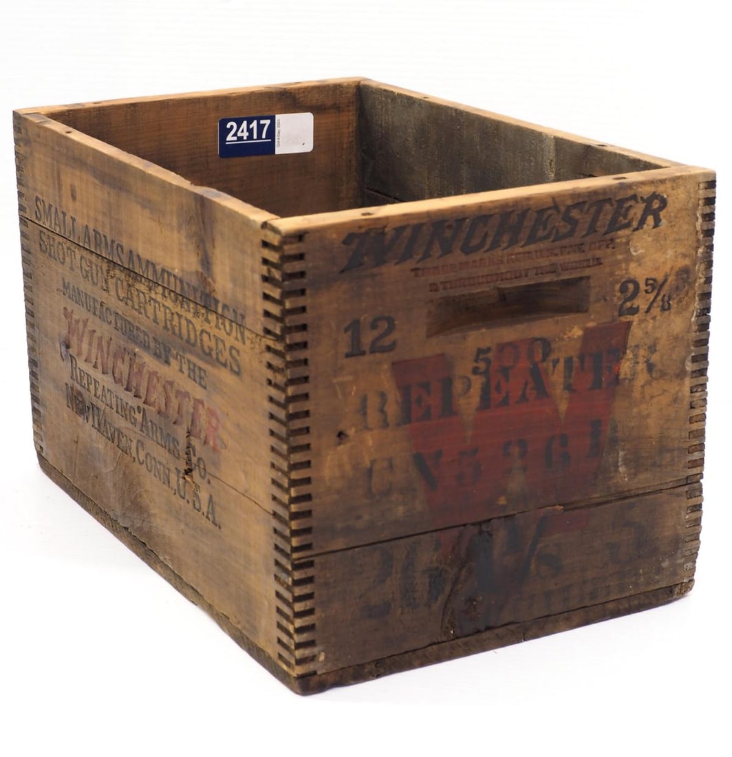 Winchester wooden ammo box (1 of 4)