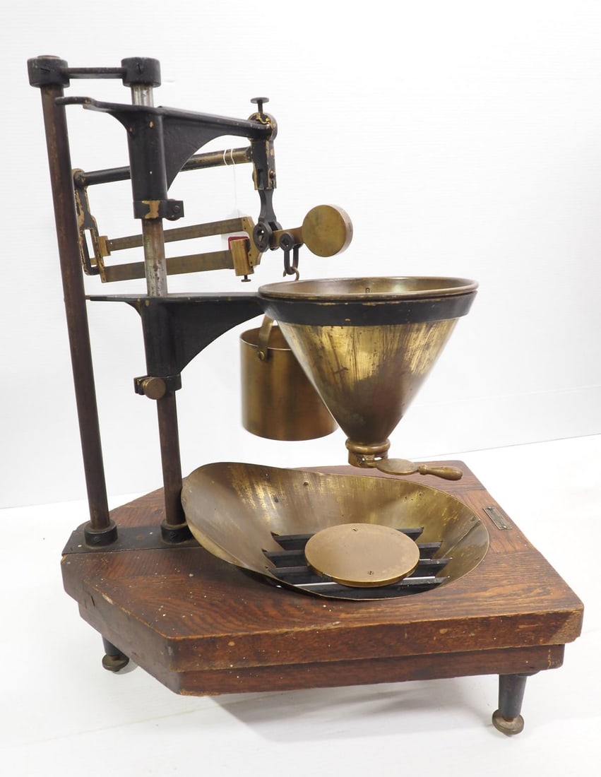 Henry Troemner  table top grain scale (1 of 4)