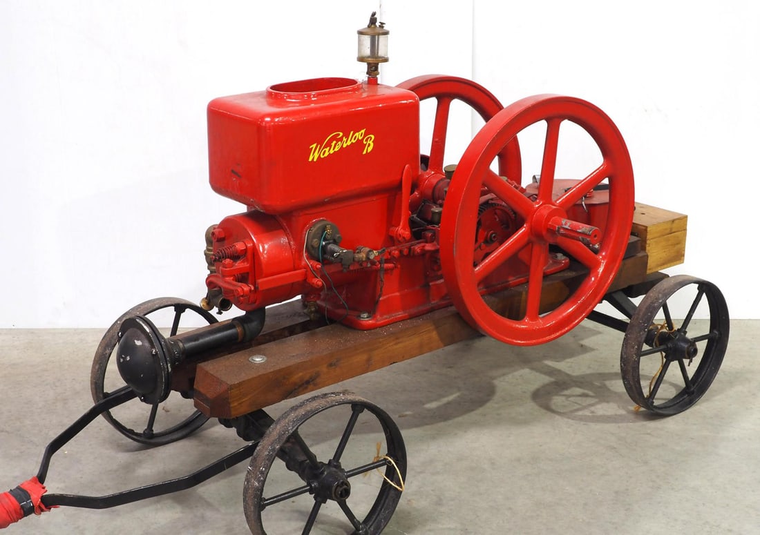 Waterloo Boy Type H 3 HP engine (1 of 5)