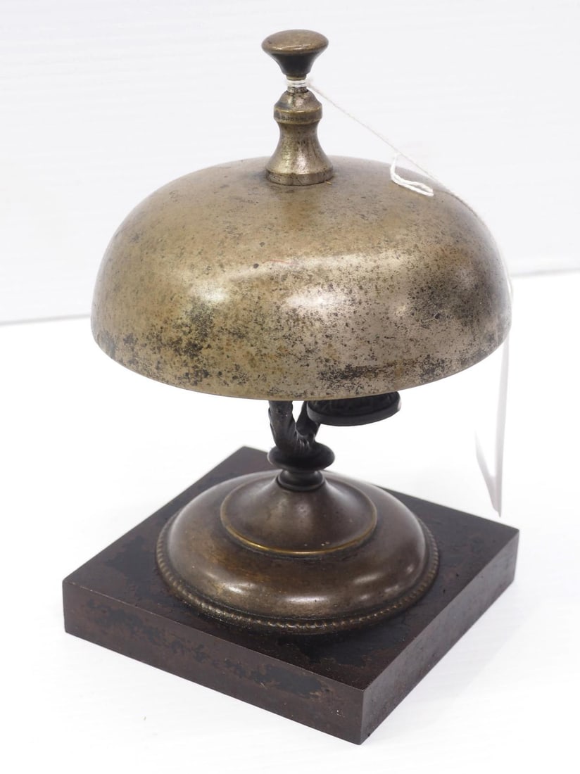 Brass hotel desk bell (1 of 2)