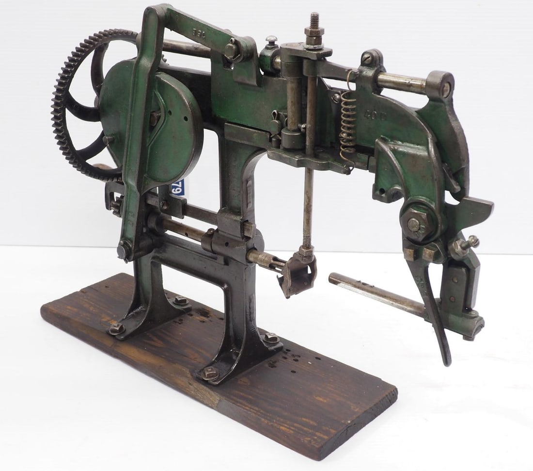 Bonanza apple peeler (1 of 3)