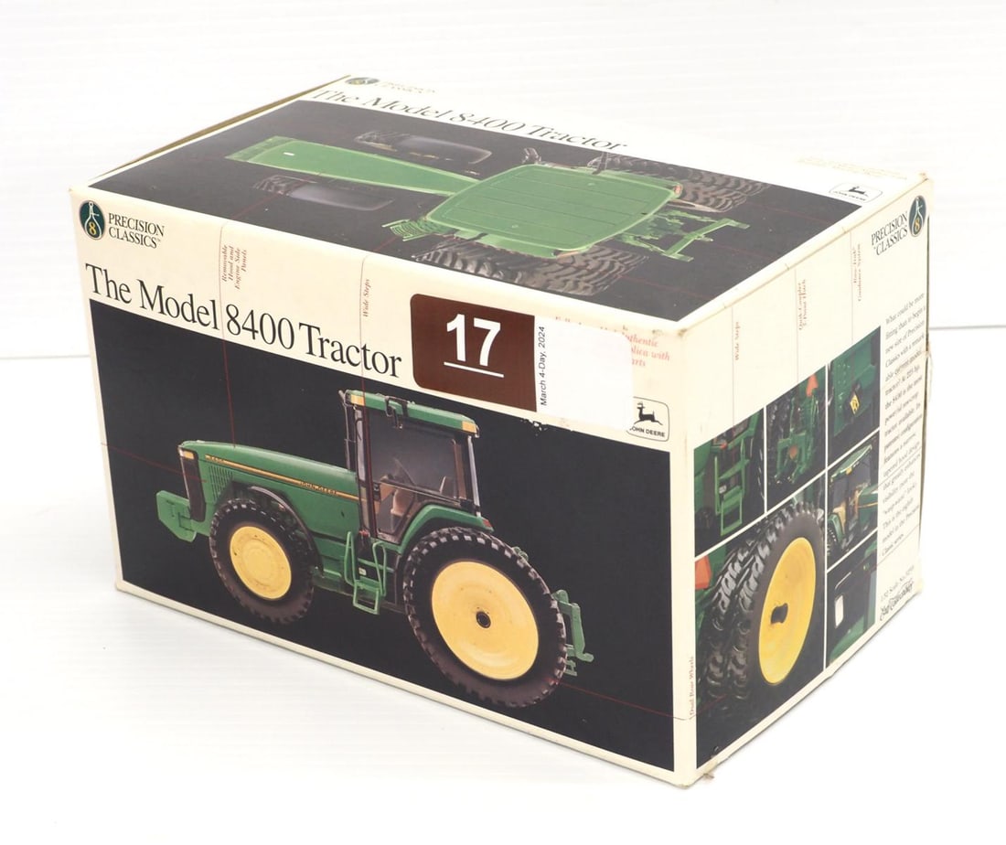 Ertl John Deere 8400 Tractor (1 of 2)