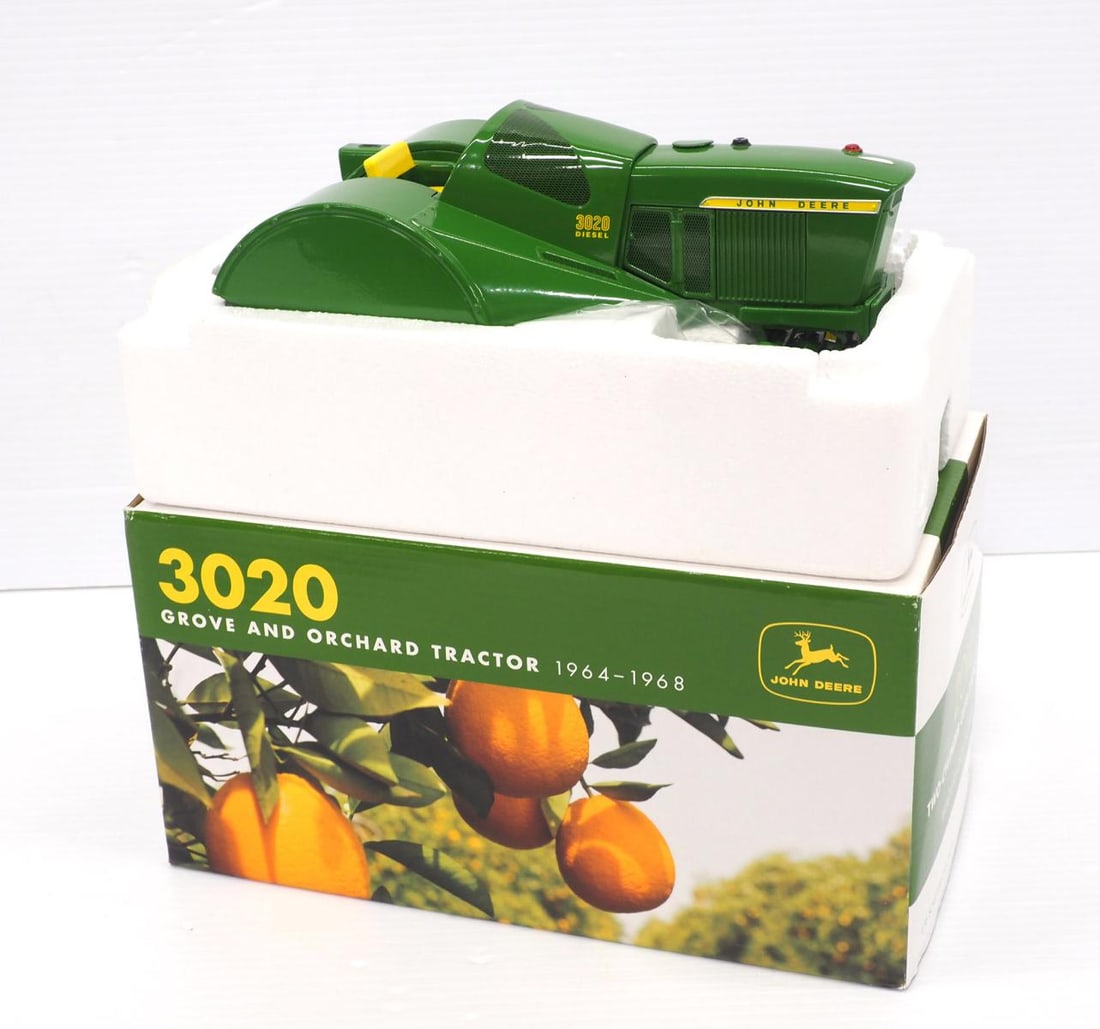 Ertl John Deere 3020 Grove & Orchard Tractor (1 of 3)