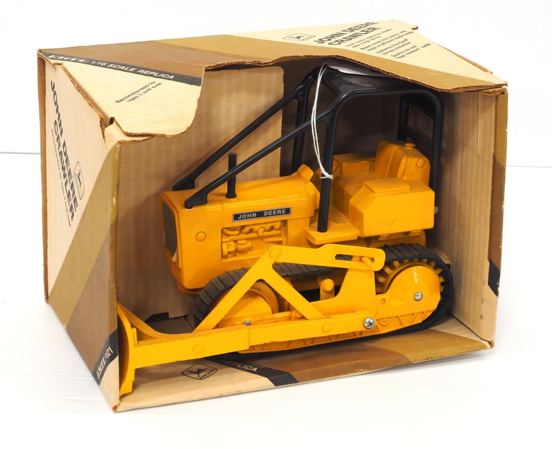Ertl John Deere Industrial Crawler with Blade: Ertl 1/16 scale John Deere Industrial Crawler with Blade - NIB