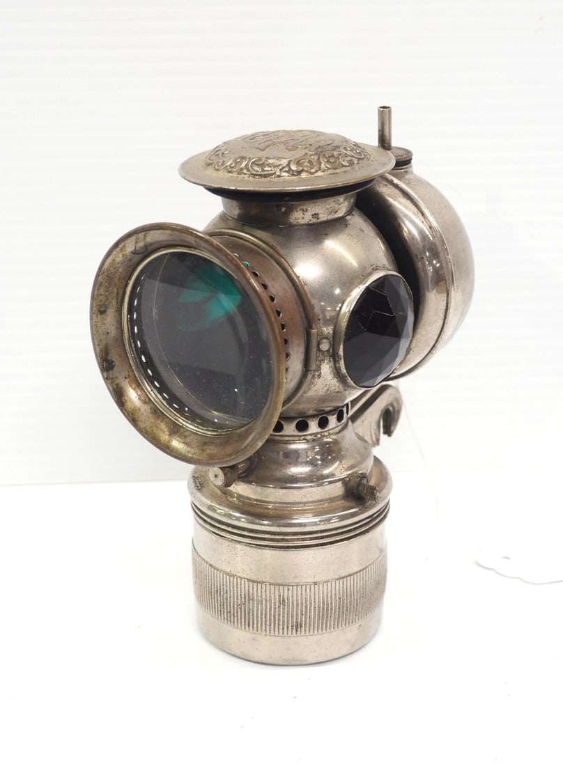 Solar kerosene bicycle lamp (1 of 5)