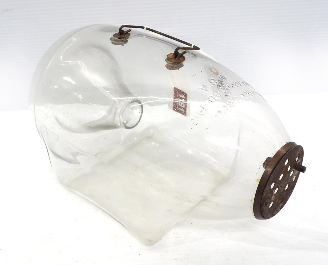 Shakespeare "Pig" Square Base Minnow Trap (1 of 4)