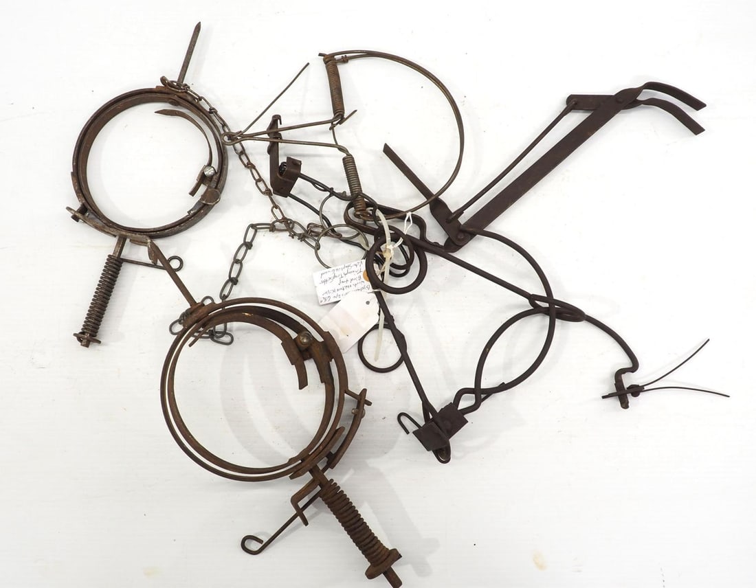 6 Assorted traps (1 of 6)