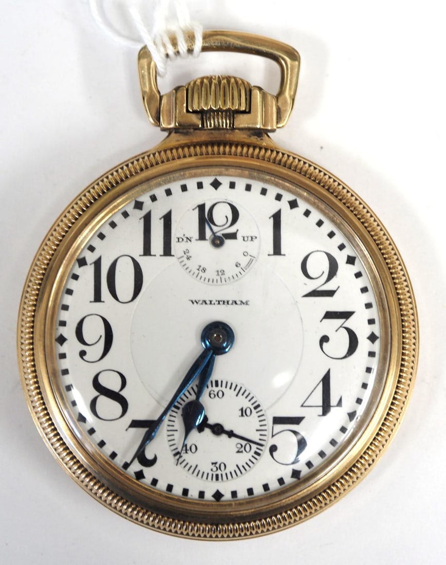 Waltham Vanguard 23J pocket watch (1 of 3)