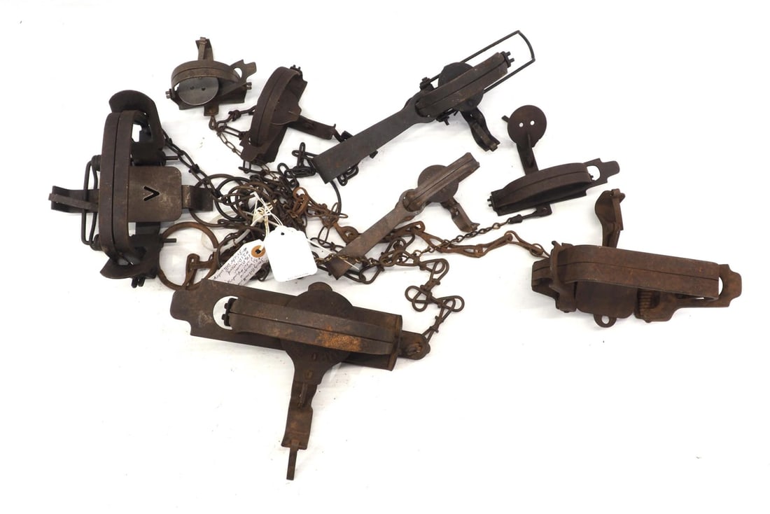 8 Assorted traps (1 of 5)