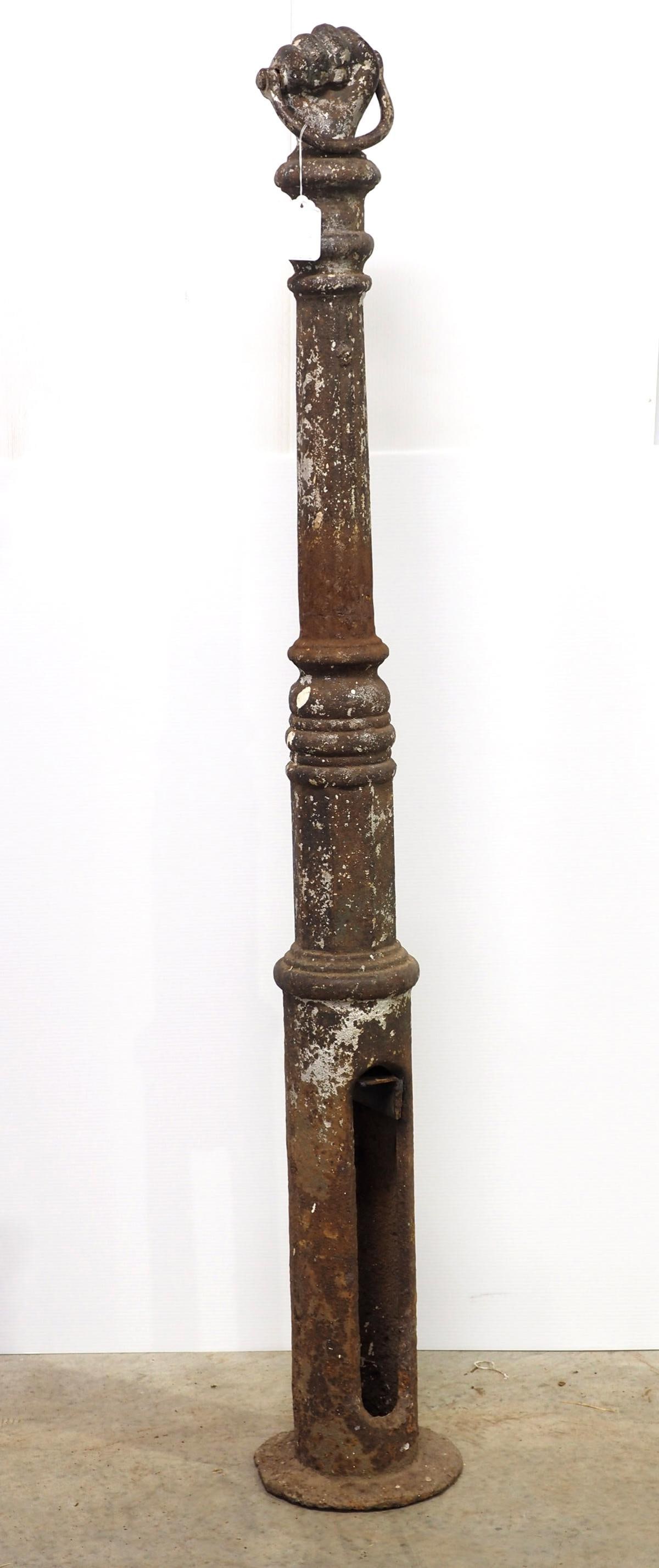 Cast iron "Fist" hitching post (1 of 5)