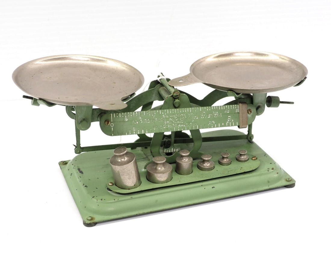 Balance scale with weights (1 of 4)